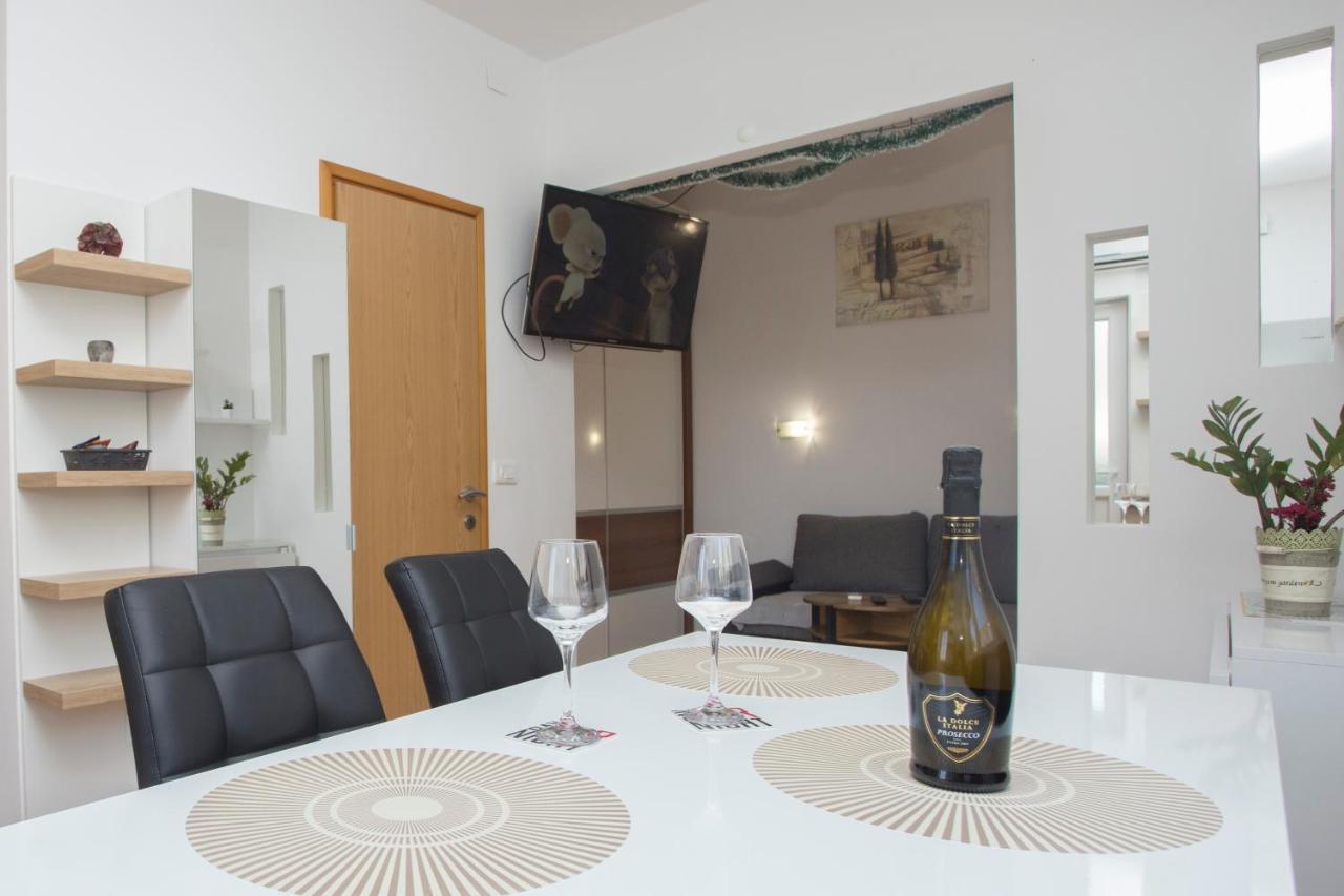 Apartment Adria สปลิท ภายนอก รูปภาพ