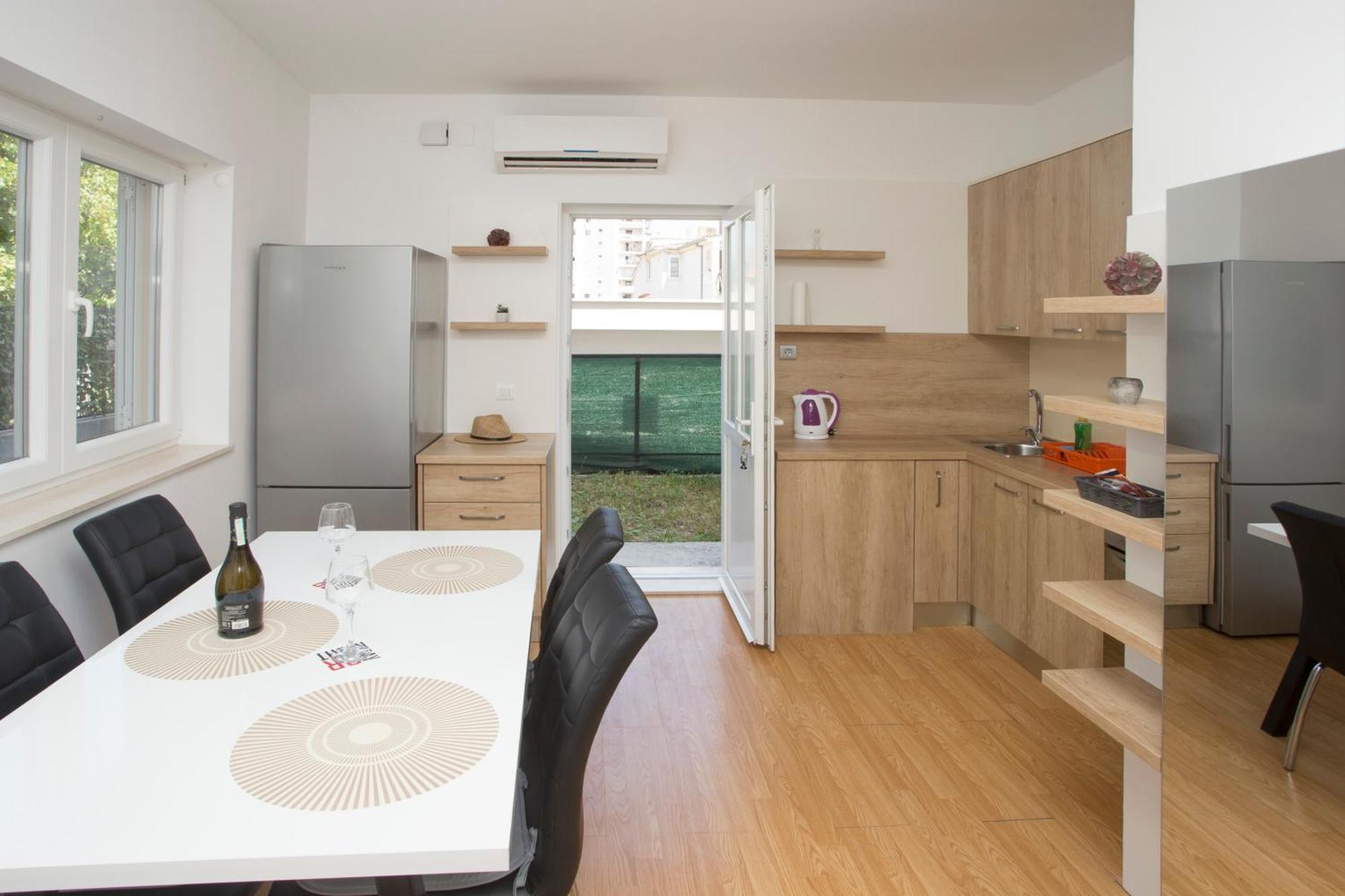 Apartment Adria สปลิท ภายนอก รูปภาพ