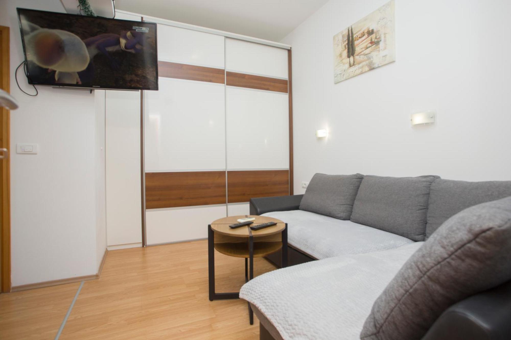 Apartment Adria สปลิท ภายนอก รูปภาพ